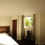 Hotel Excellent 3*