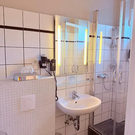 Excellent Hotel 3*
