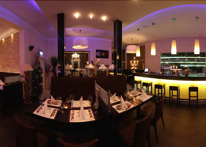 מלון Excellent ליבק