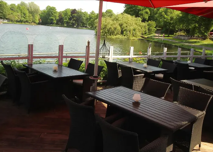 מלון Excellent 3*